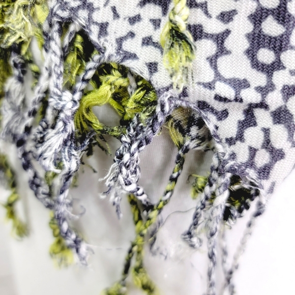 Inspired Style Fashion Fringe Scarf - Picture 8 of 9